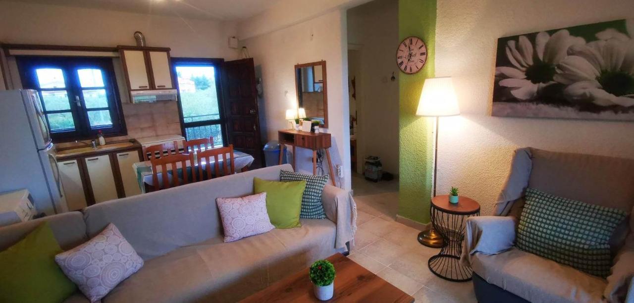 Golden Summer Apartment Néa Fókaia المظهر الخارجي الصورة